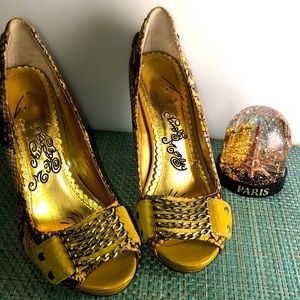 Naughty Monkey Snakeskin leather heels